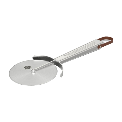 Quantum steel pizza cutter front angle