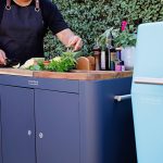 Mobile preparation kitchen with mint 4k
